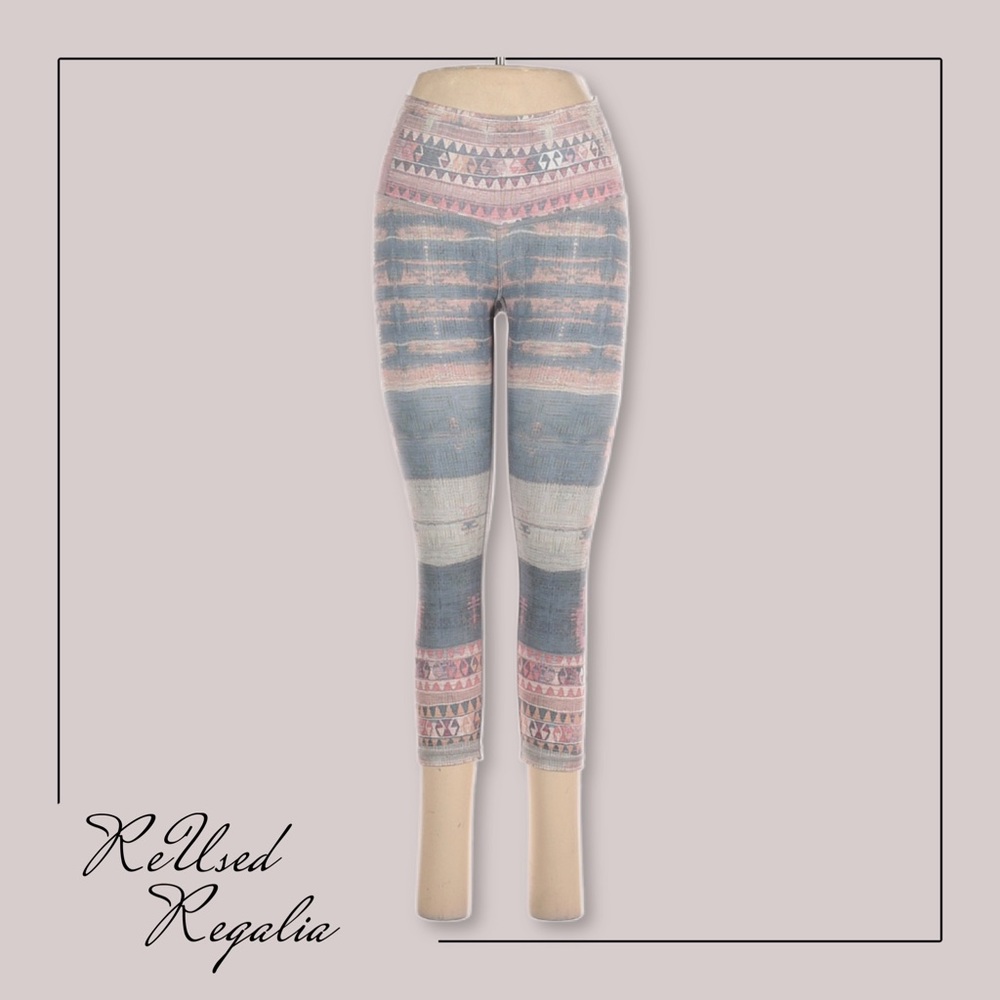 Niyama Sol Capris Leggings